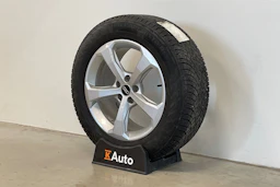 musta Audi Q5 2023 kuva 10.