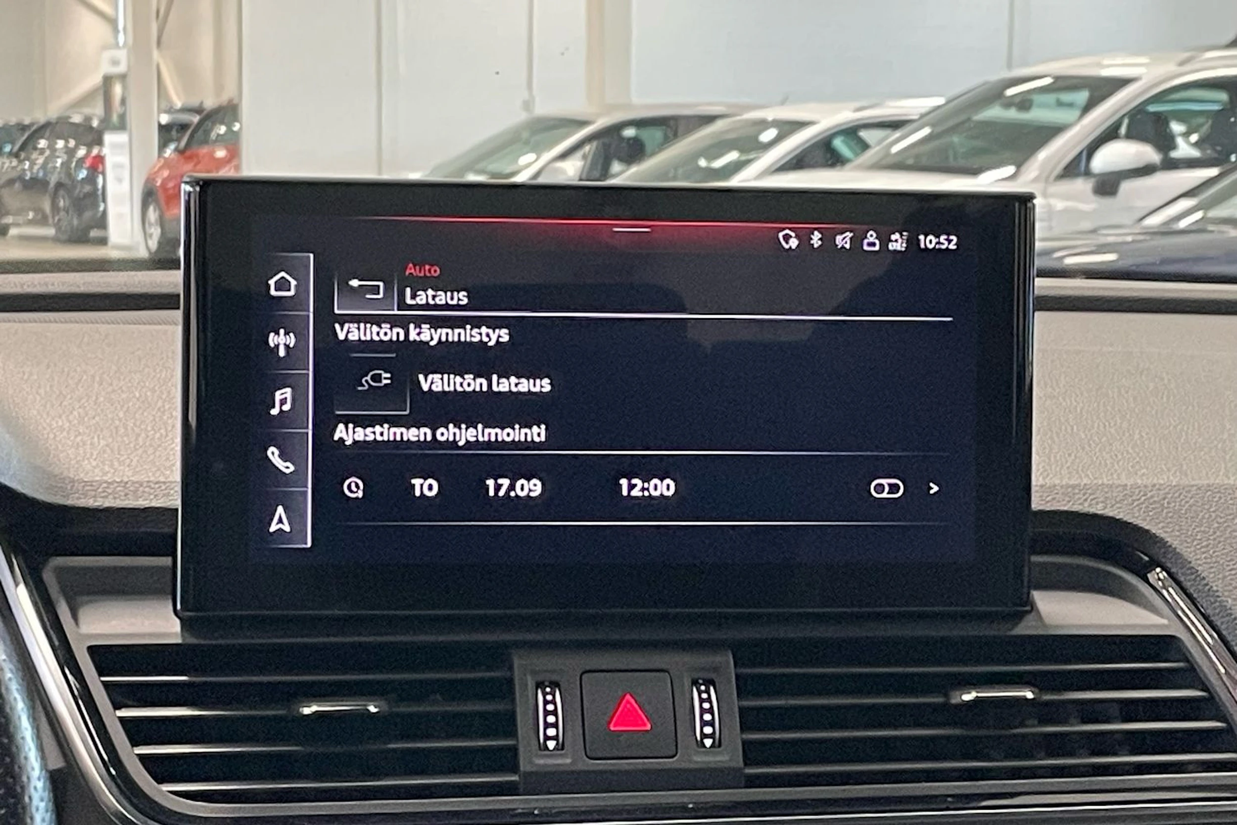 musta Audi Q5 2023 kuva 25.
