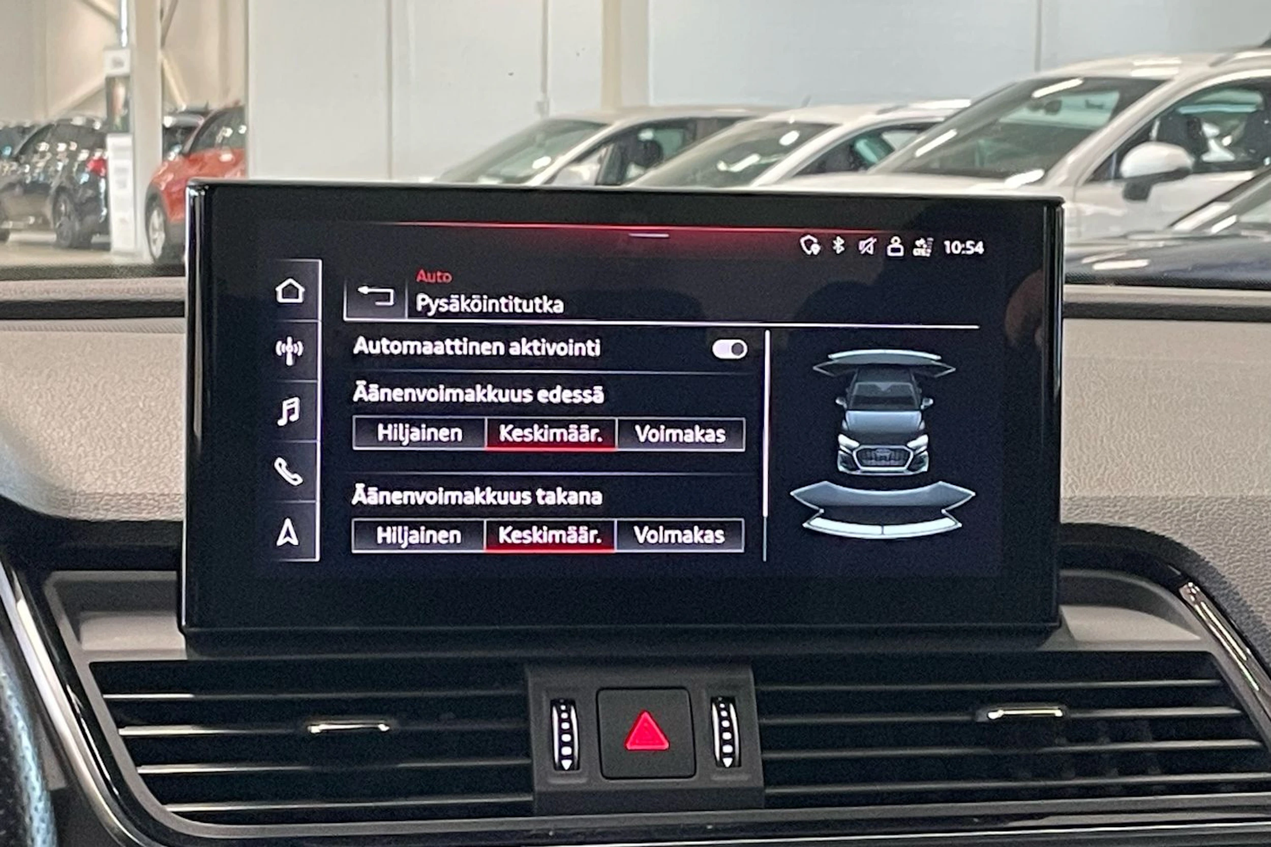 musta Audi Q5 2023 kuva 29.