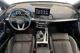 met. musta Audi Q5 2023 kuva 7.