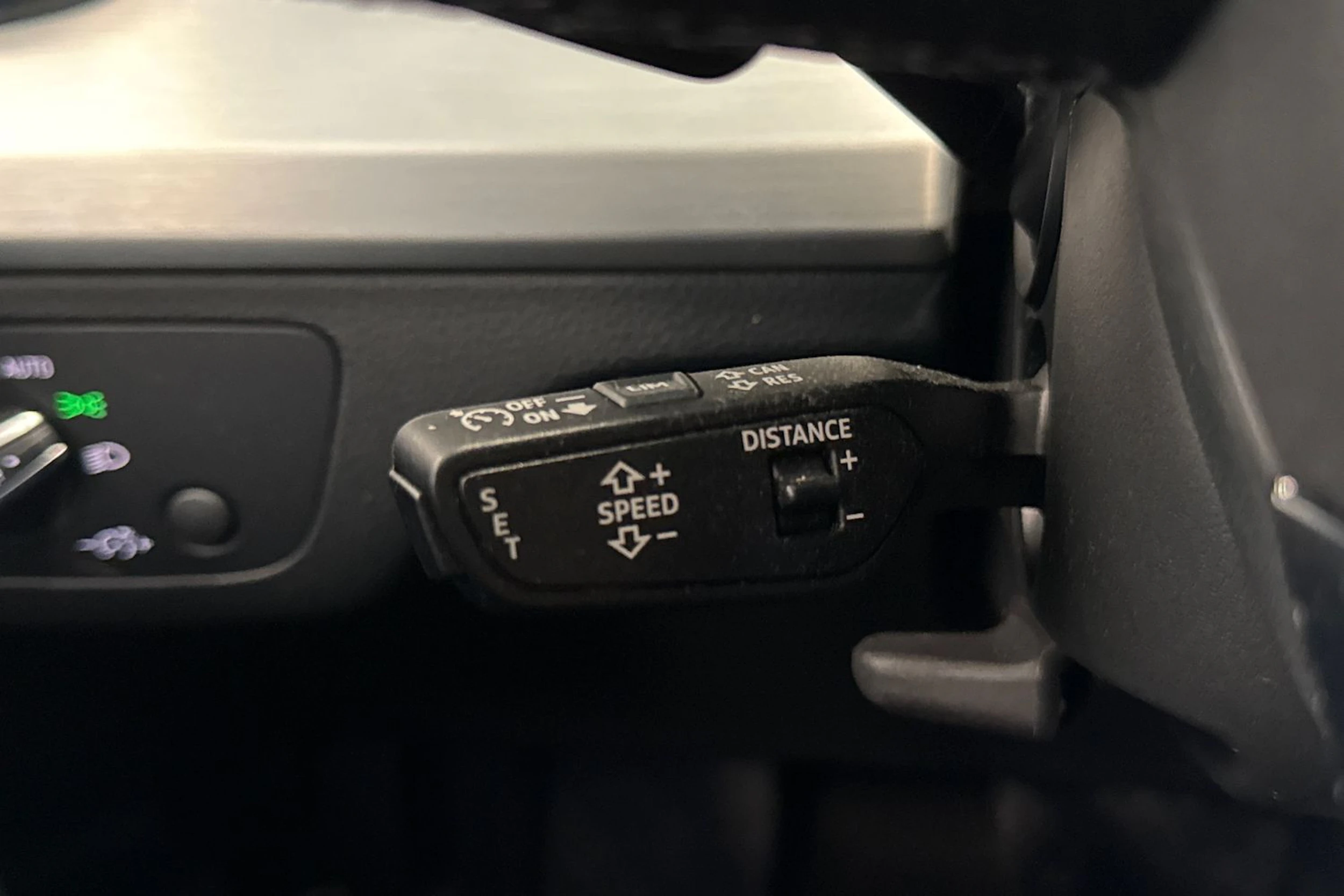 met. musta Audi Q5 2023 kuva 14.