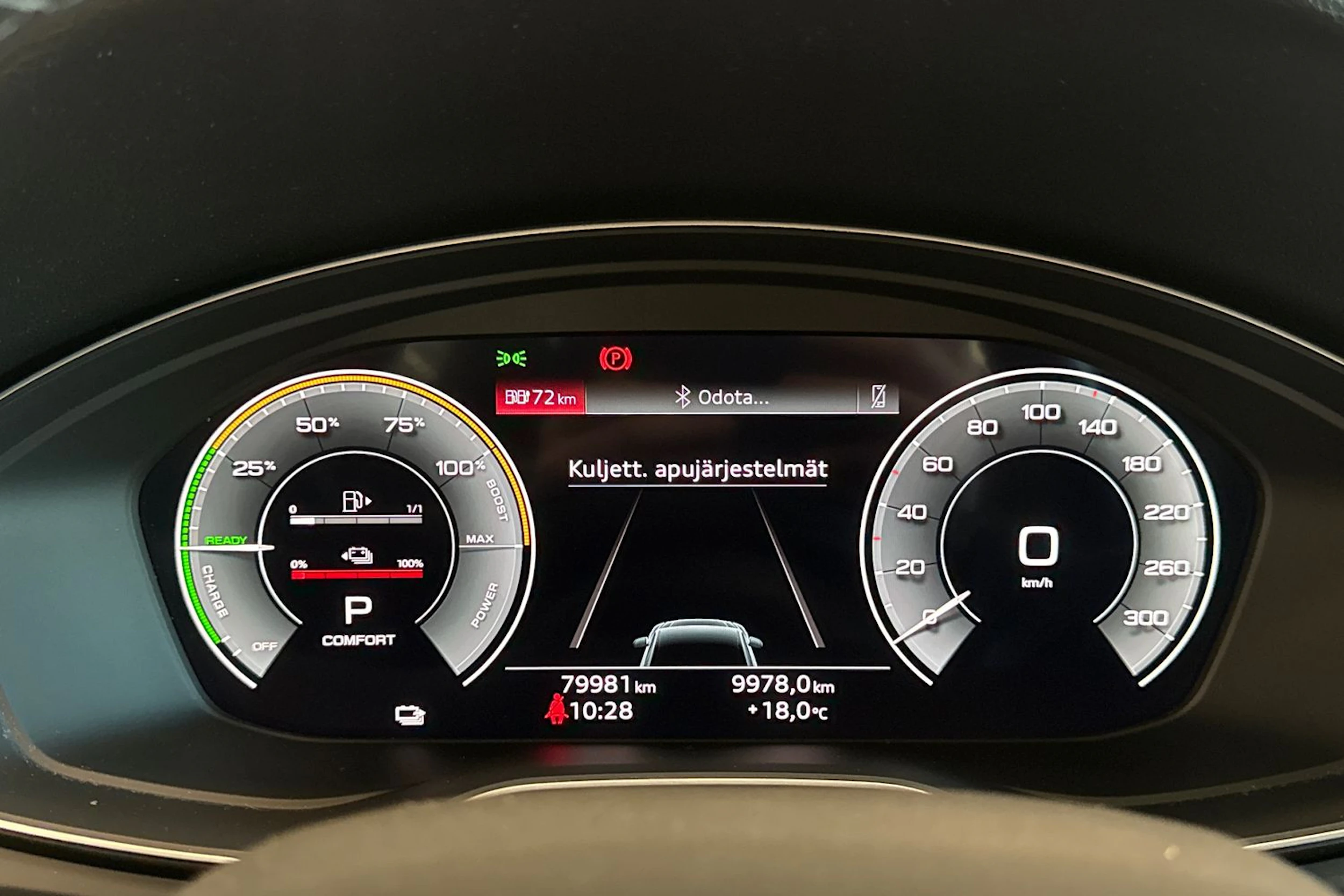 met. musta Audi Q5 2023 kuva 15.