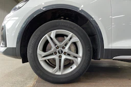 Audi Q5 2023 kuva 10.