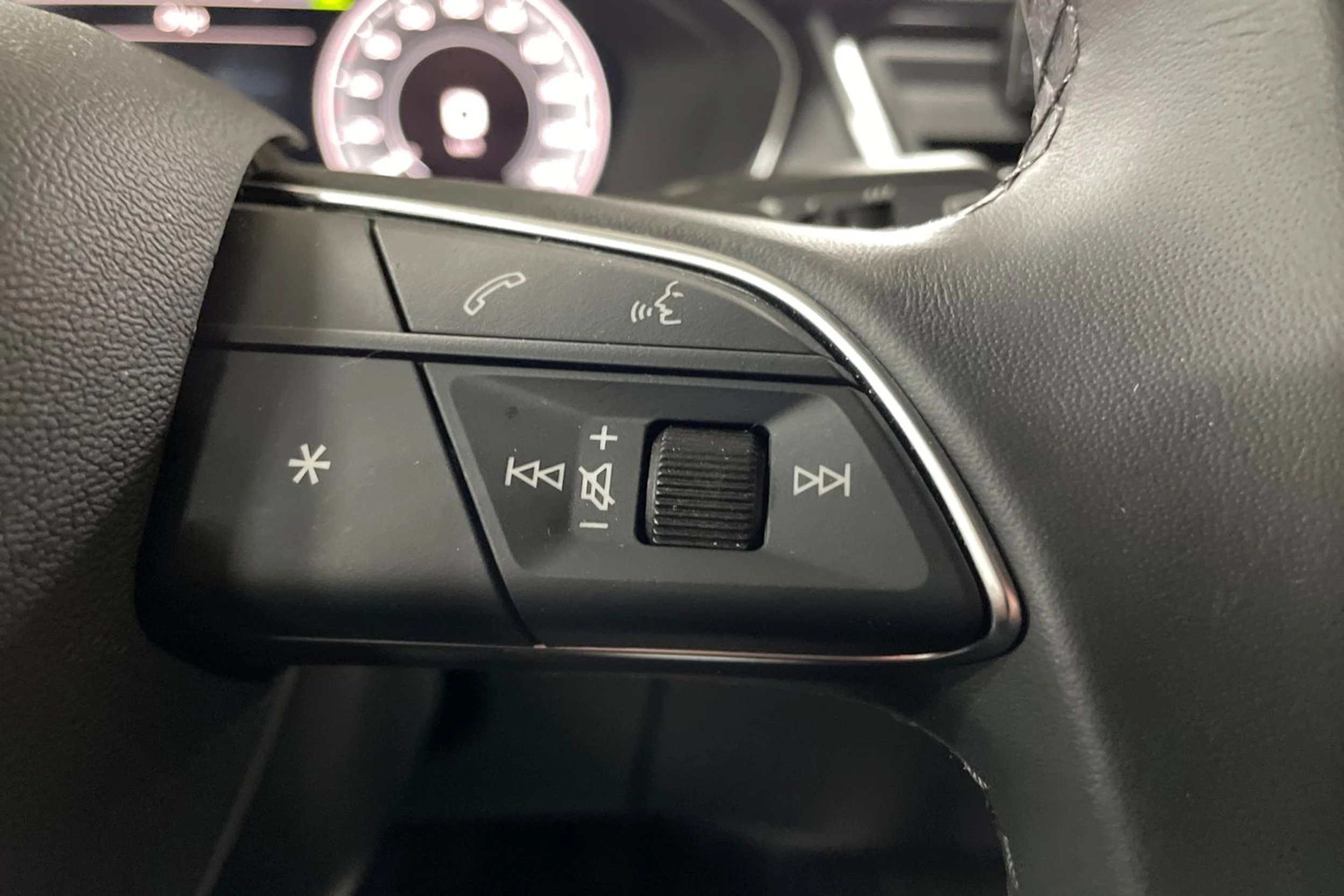 Audi Q5 2023 kuva 12.