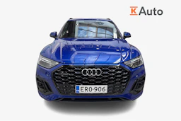 sininen Audi Q5 2023 kuva 4.