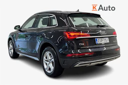 musta Audi Q5 2023 kuva 2.