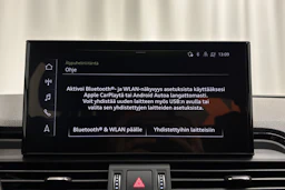 musta Audi Q5 2023 kuva 23.