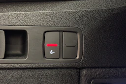 musta Audi Q5 2023 kuva 27.