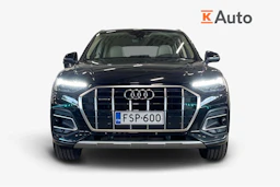 musta Audi Q5 2023 kuva 5.