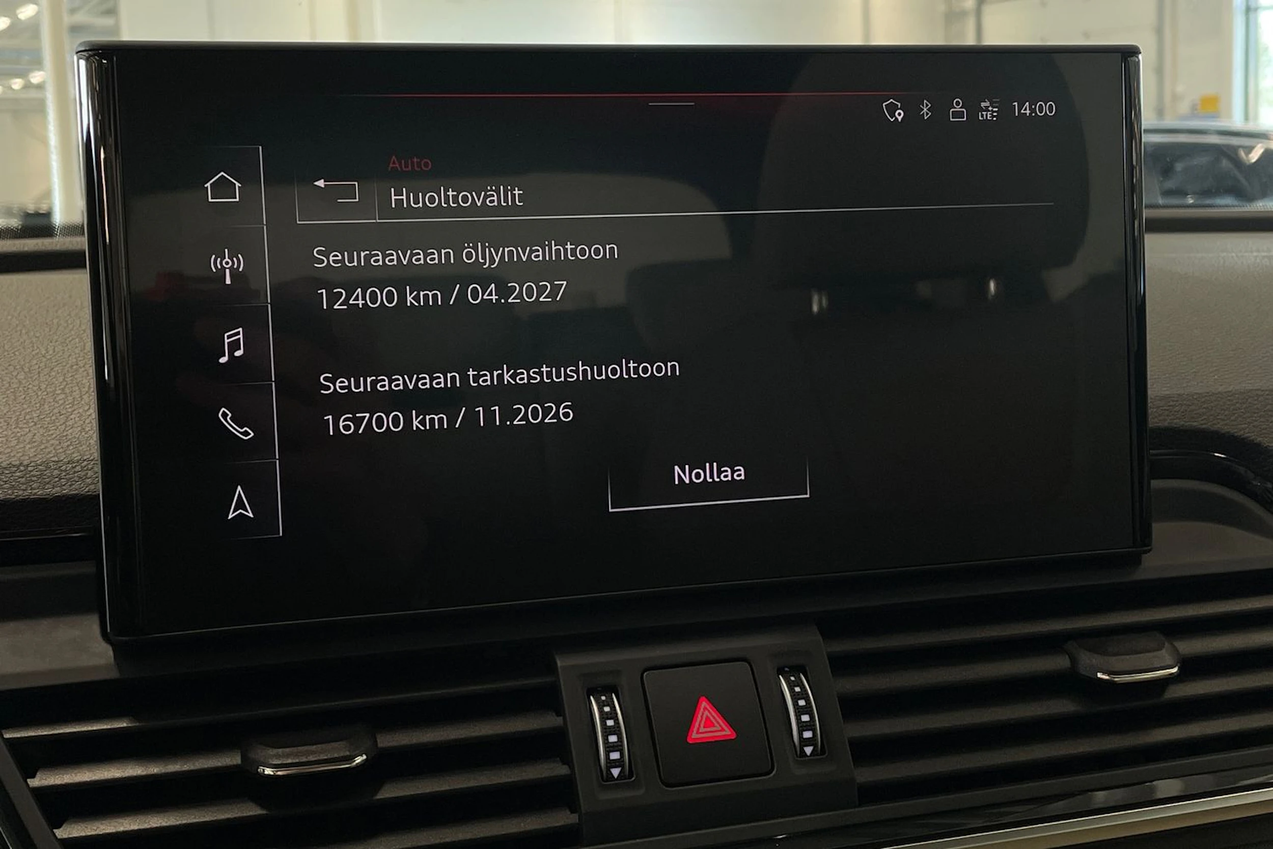 musta Audi Q5 2023 kuva 30.