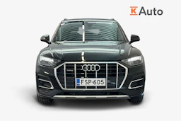musta Audi Q5 2023 kuva 5.