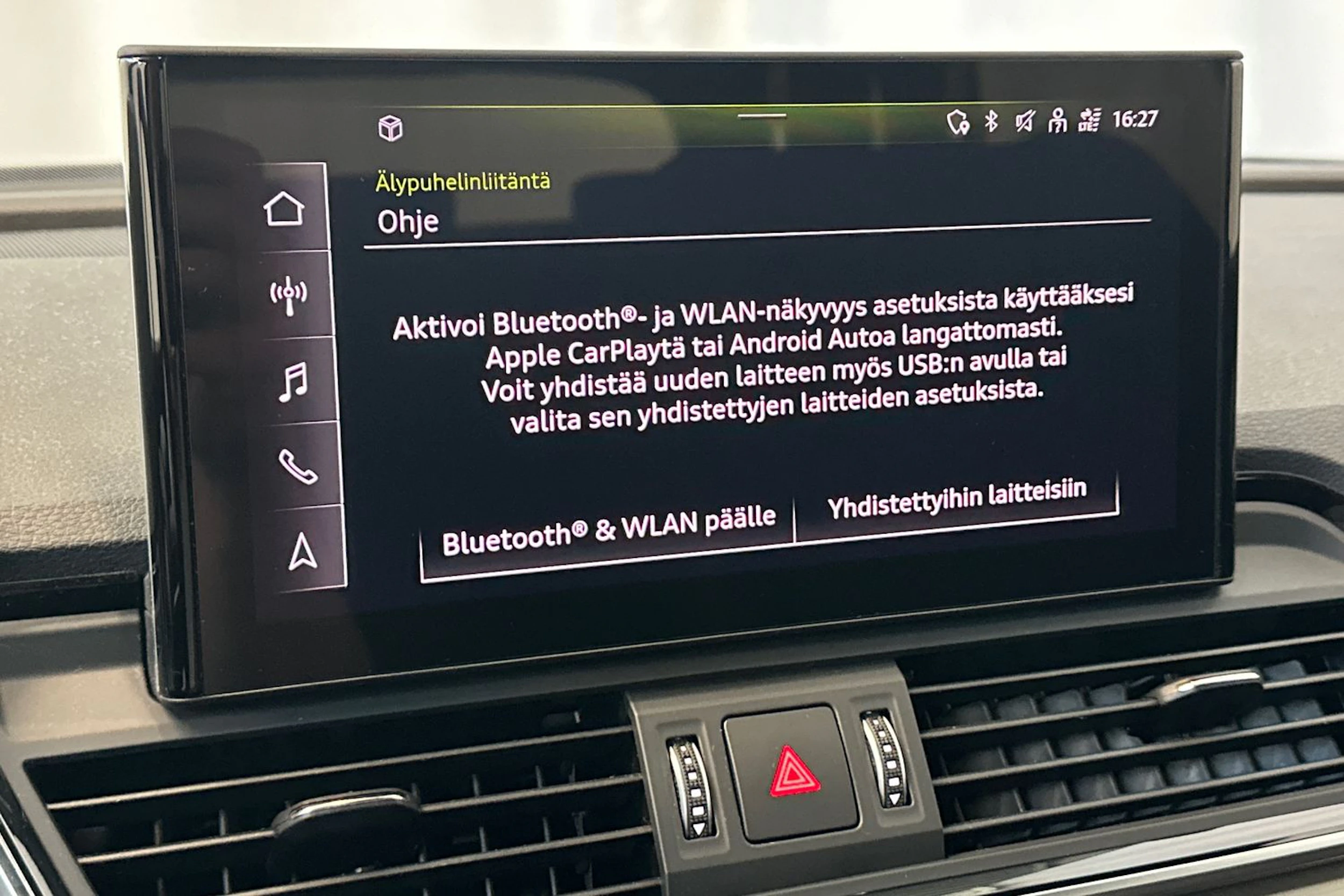 musta Audi Q5 2023 kuva 24.