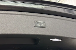 musta Audi Q5 2023 kuva 33.