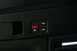musta Audi Q5 2023 kuva 34.
