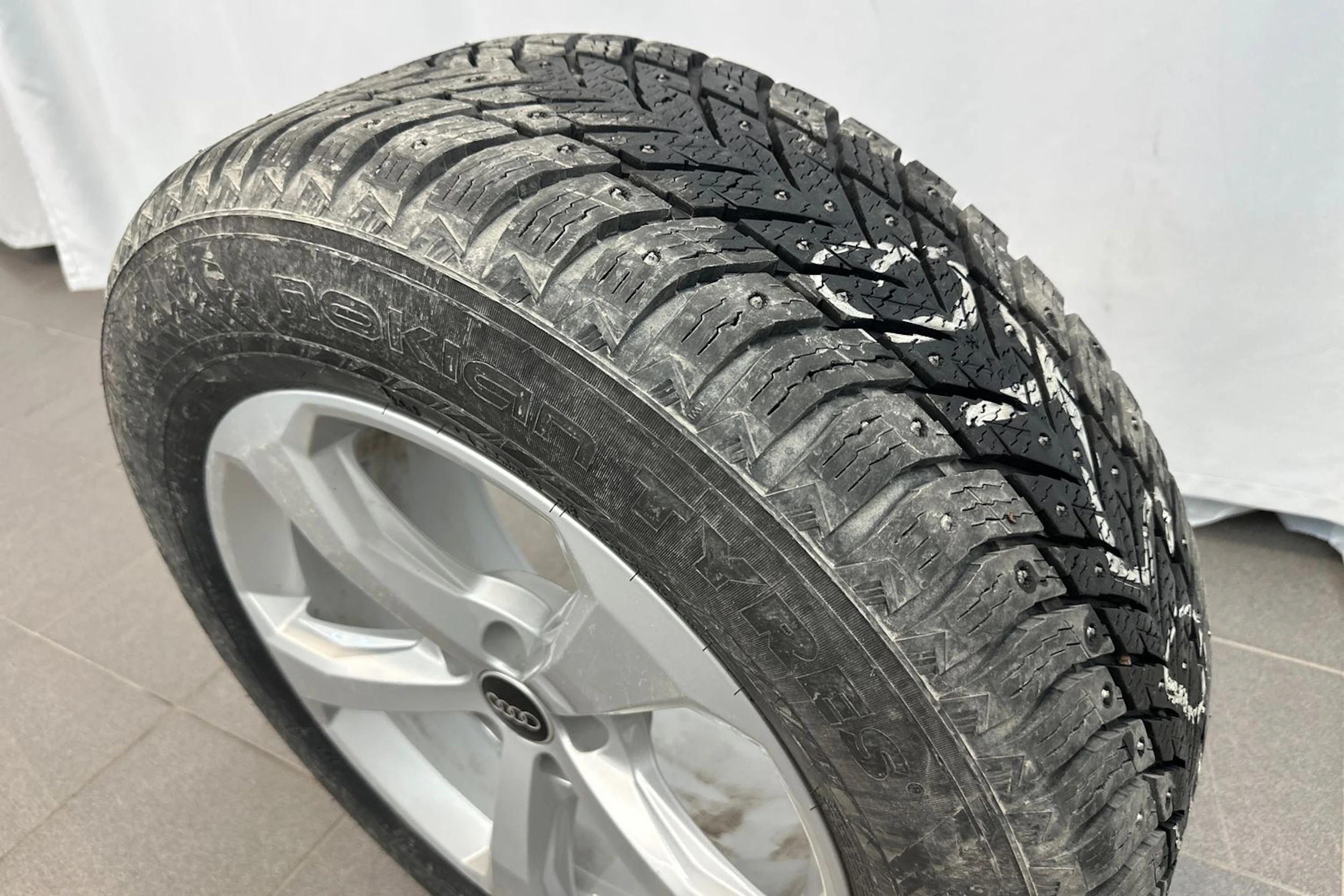 musta Audi Q5 2023 kuva 39.
