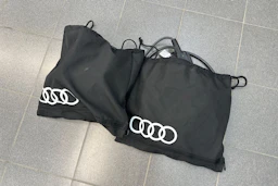 musta Audi Q5 2023 kuva 40.