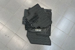 musta Audi Q5 2023 kuva 42.