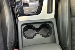 musta Audi Q5 2023 kuva 45.