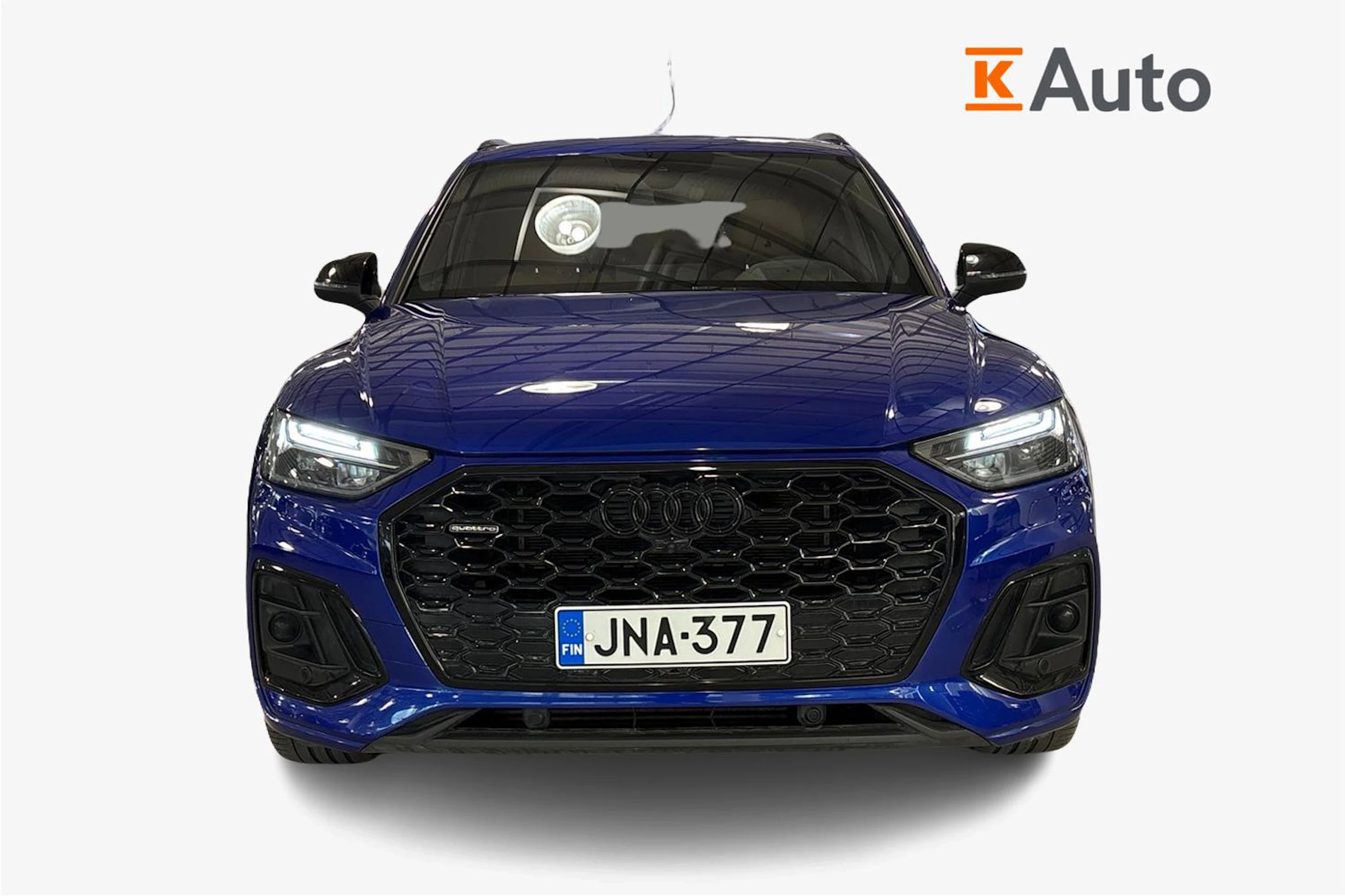 sininen Audi Q5 2023 kuva 5.