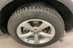 harmaa Audi Q5 2023 kuva 12.