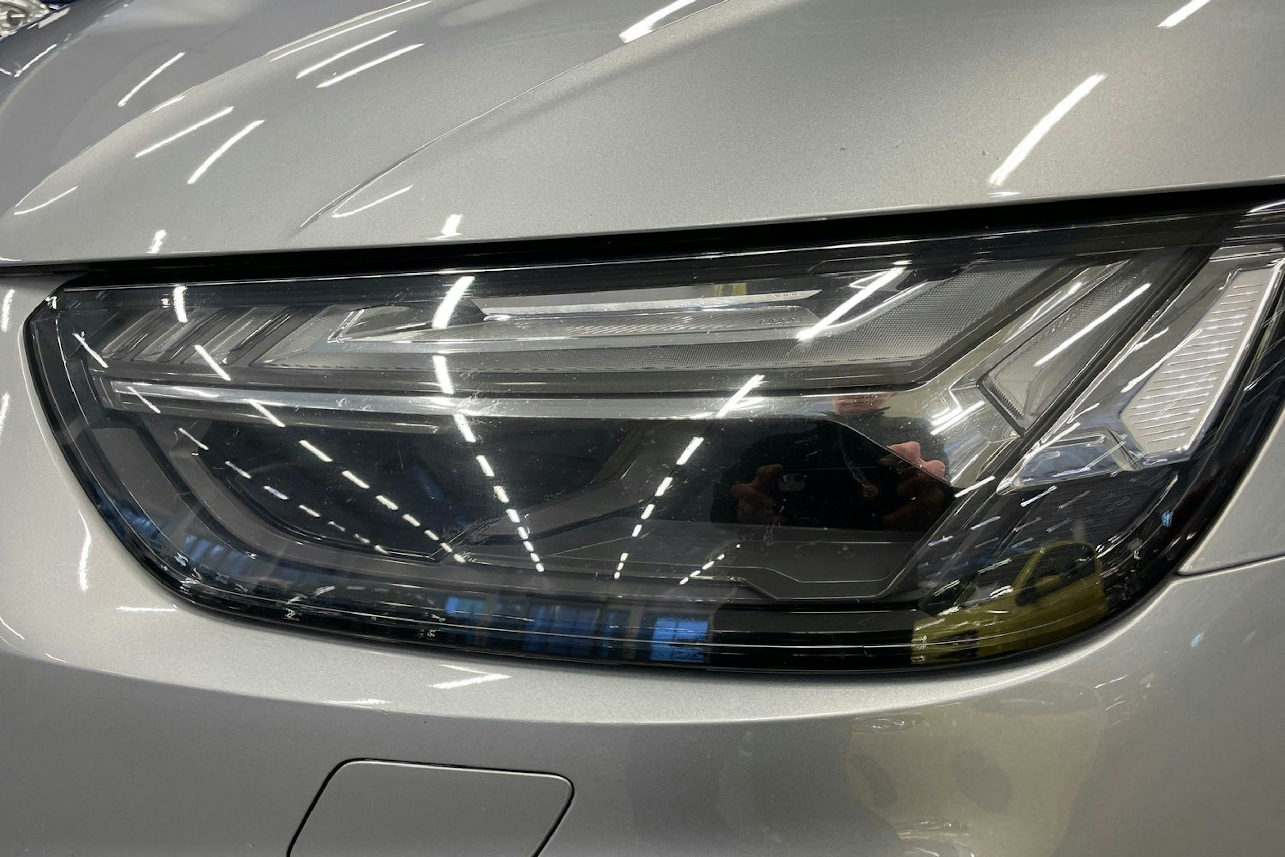 harmaa Audi Q5 2023 kuva 31.