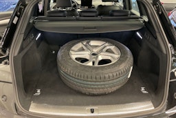 musta Audi Q5 2023 kuva 15.