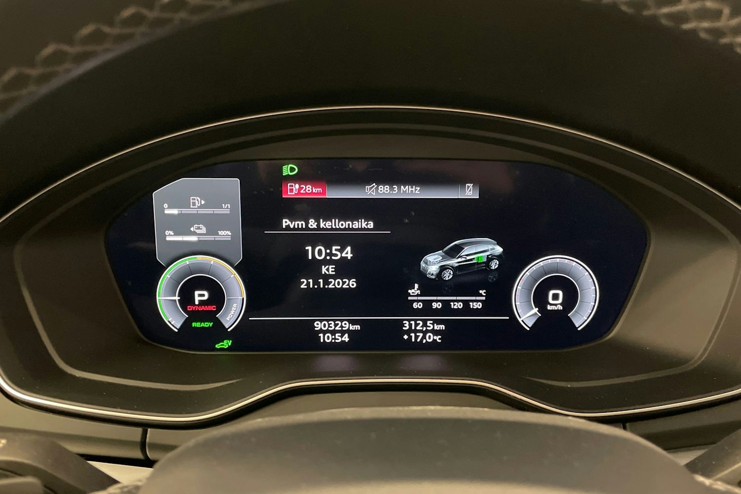 musta Audi Q5 2023 kuva 26.