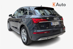 harmaa Audi Q5 2023 kuva 2.