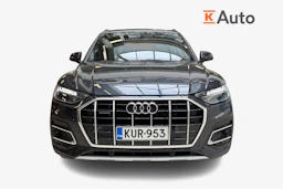 harmaa Audi Q5 2023 kuva 4.