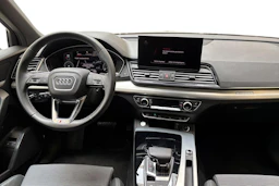 harmaa Audi Q5 2023 kuva 7.