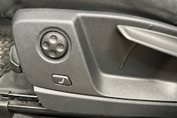 met. harmaa Audi Q5 2023 kuva 28.