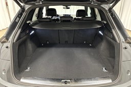 met. harmaa Audi Q5 2023 kuva 29.
