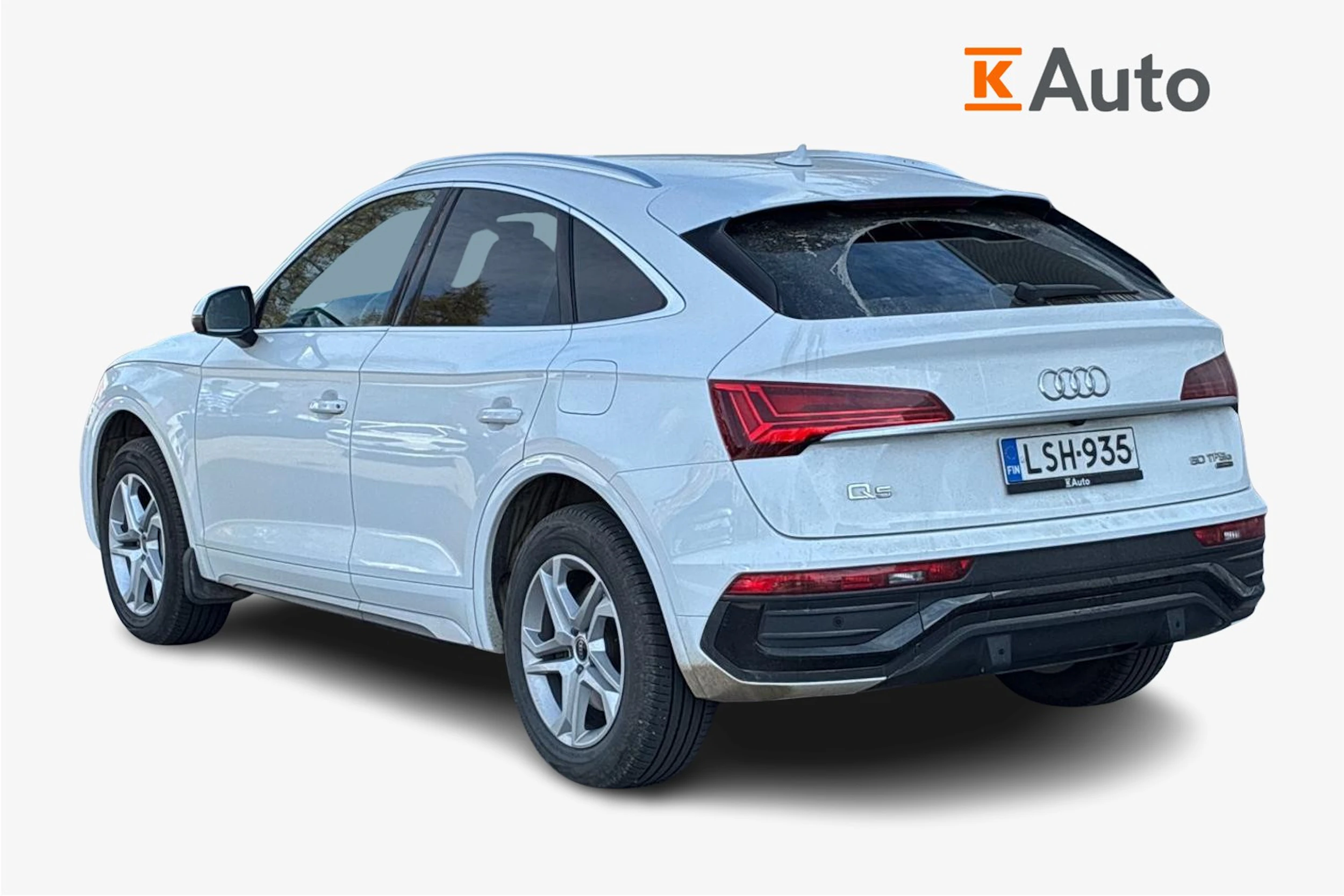 valkoinen Audi Q5 2023 kuva 2.