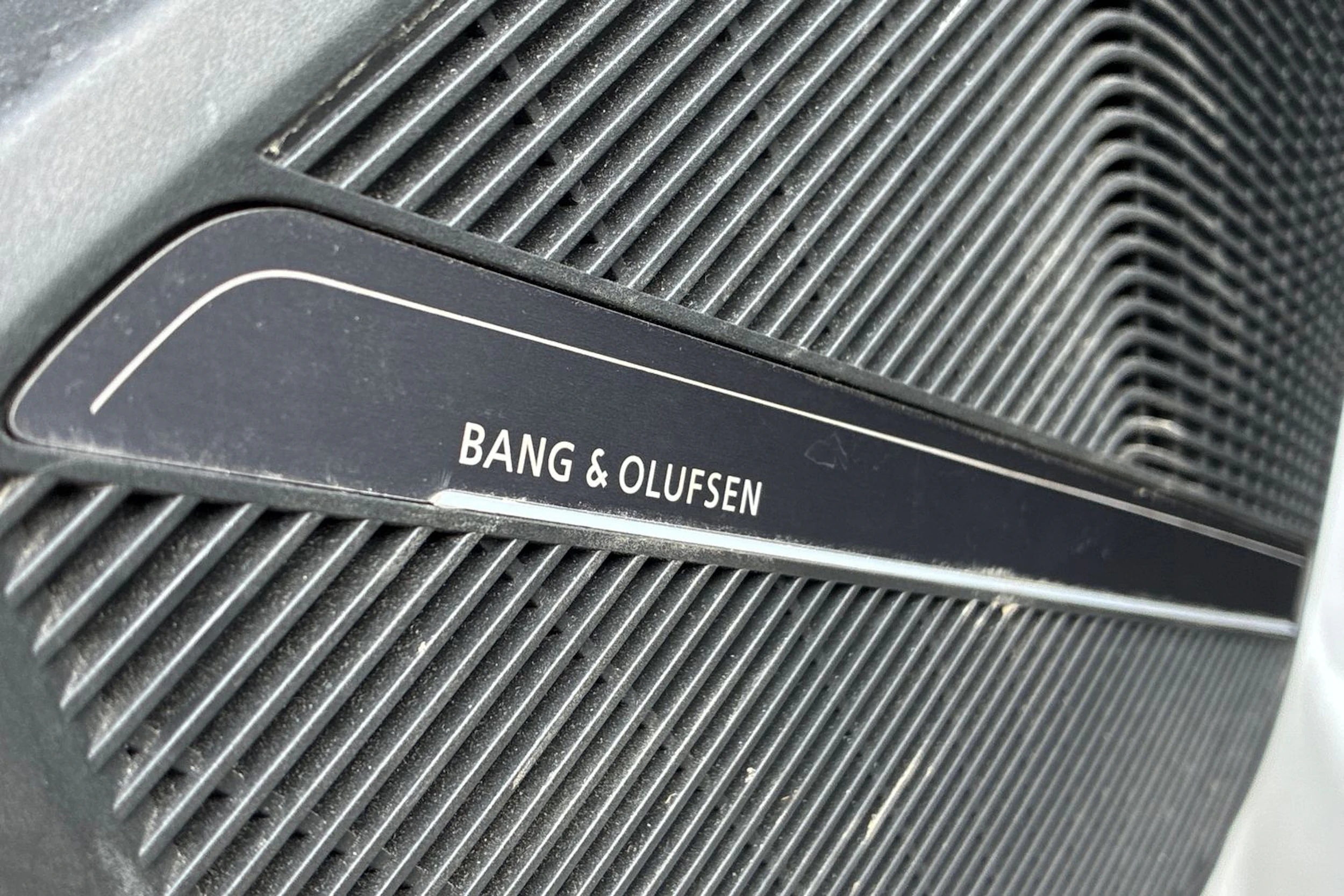 valkoinen Audi Q5 2023 kuva 5.