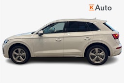 valkoinen Audi Q5 2023 kuva 6.