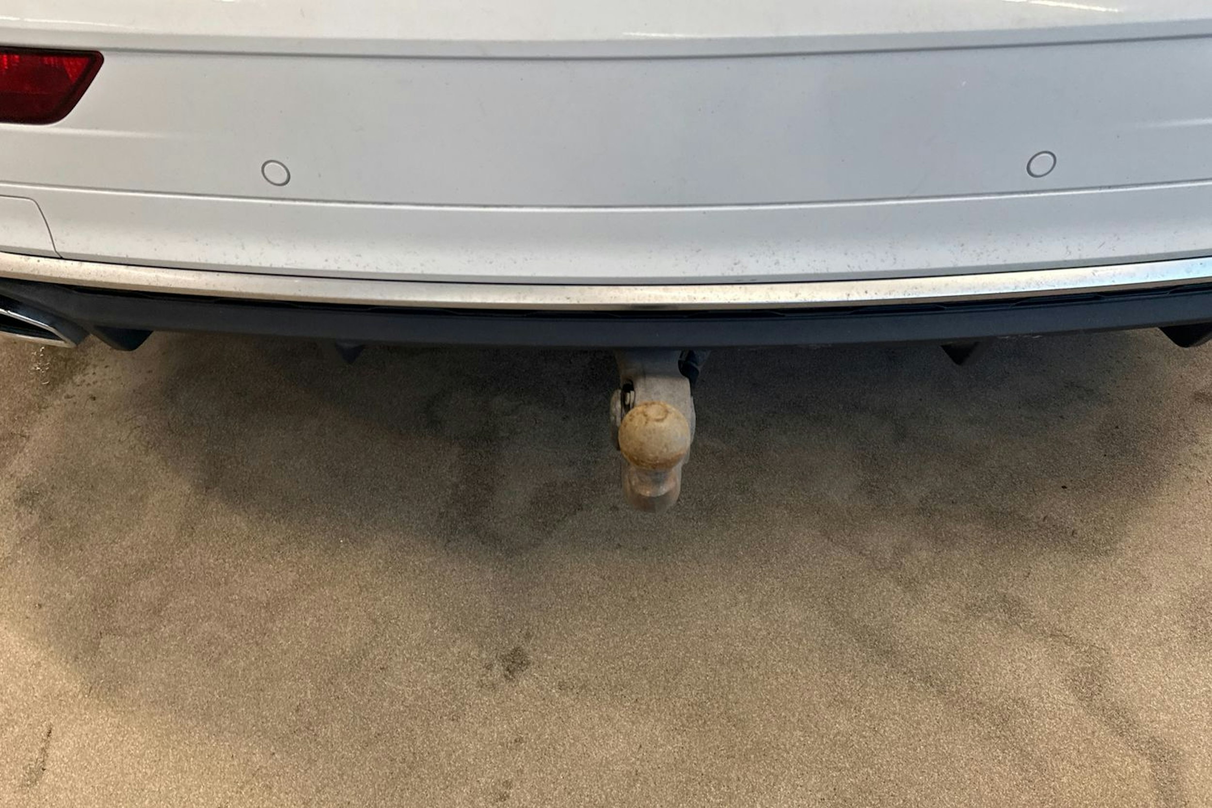 valkoinen Audi Q5 2023 kuva 19.