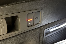 valkoinen Audi Q5 2023 kuva 17.