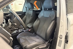 valkoinen Audi Q5 2023 kuva 19.