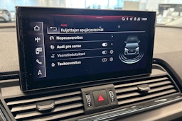 valkoinen Audi Q5 2023 kuva 28.