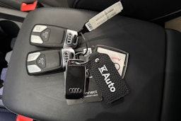 valkoinen Audi Q5 2023 kuva 31.