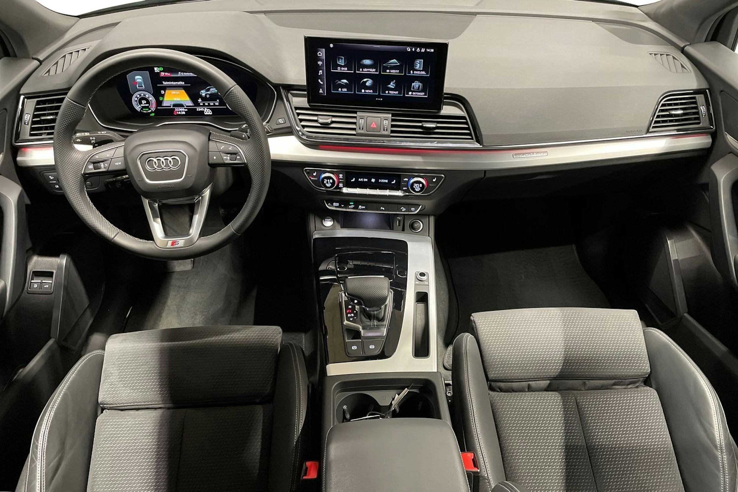 vihreä Audi Q5 2023 kuva 7.