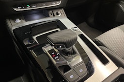 vihreä Audi Q5 2023 kuva 21.