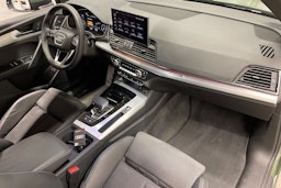 vihreä Audi Q5 2023 kuva 33.