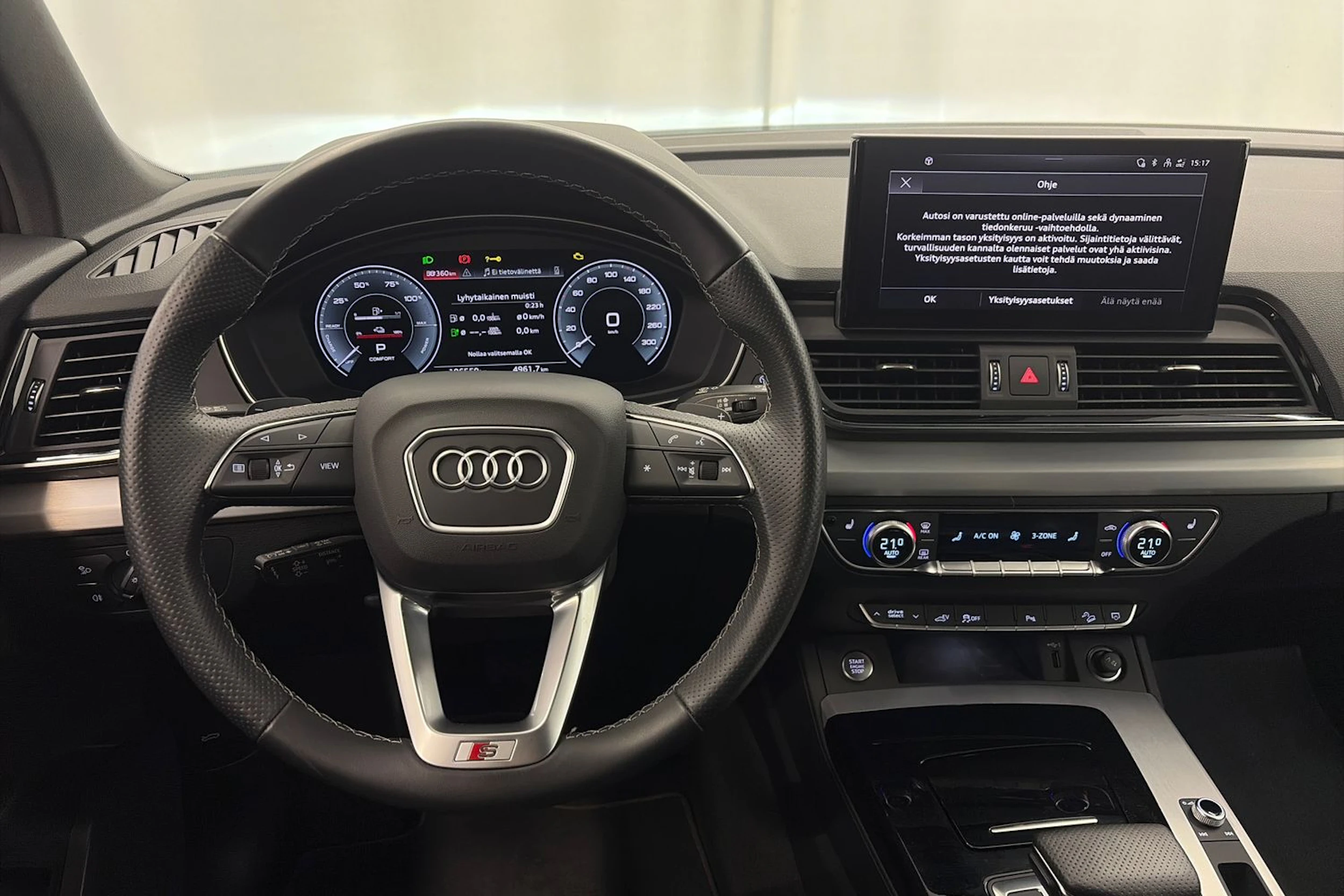 valkoinen Audi Q5 2023 kuva 13.