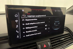valkoinen Audi Q5 2023 kuva 20.