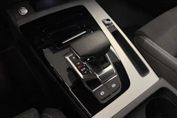 valkoinen Audi Q5 2023 kuva 25.