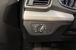 musta Audi Q5 2023 kuva 35.