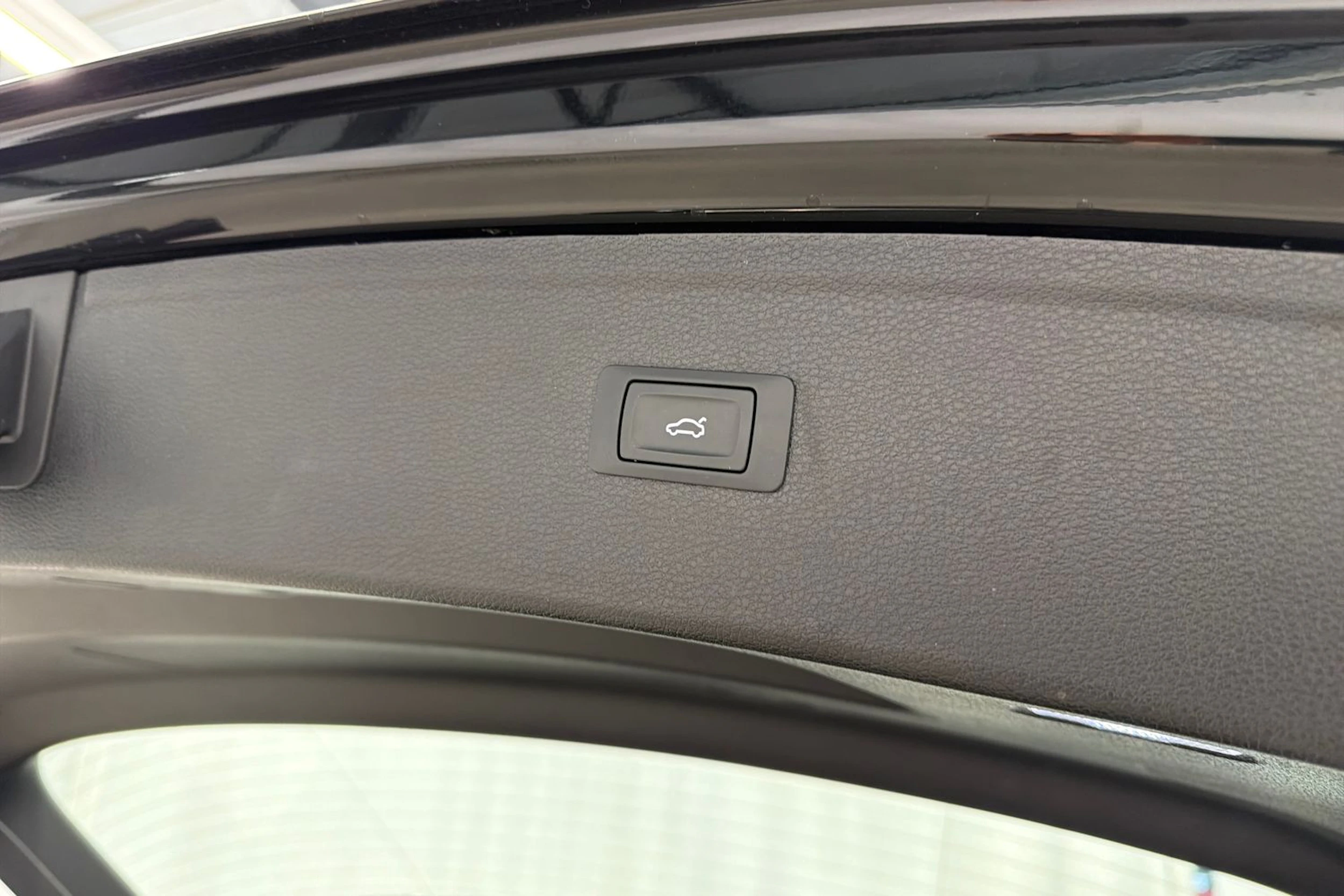 musta Audi Q5 2023 kuva 42.