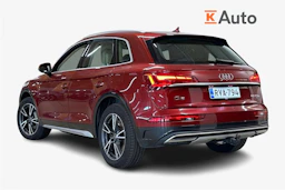 punainen Audi Q5 2023 kuva 2.