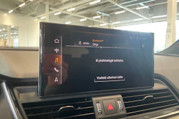 met. musta Audi Q5 2023 kuva 21.